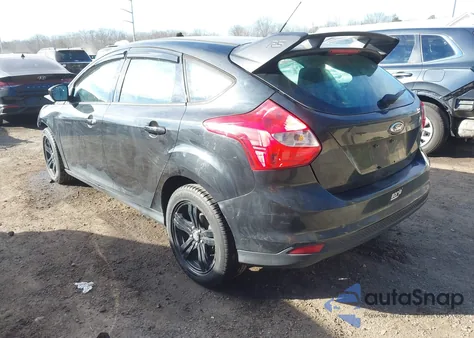 2012 Ford Focus Se z USA, uszkodzony, nr VIN 1FAHP3K2XCL351716